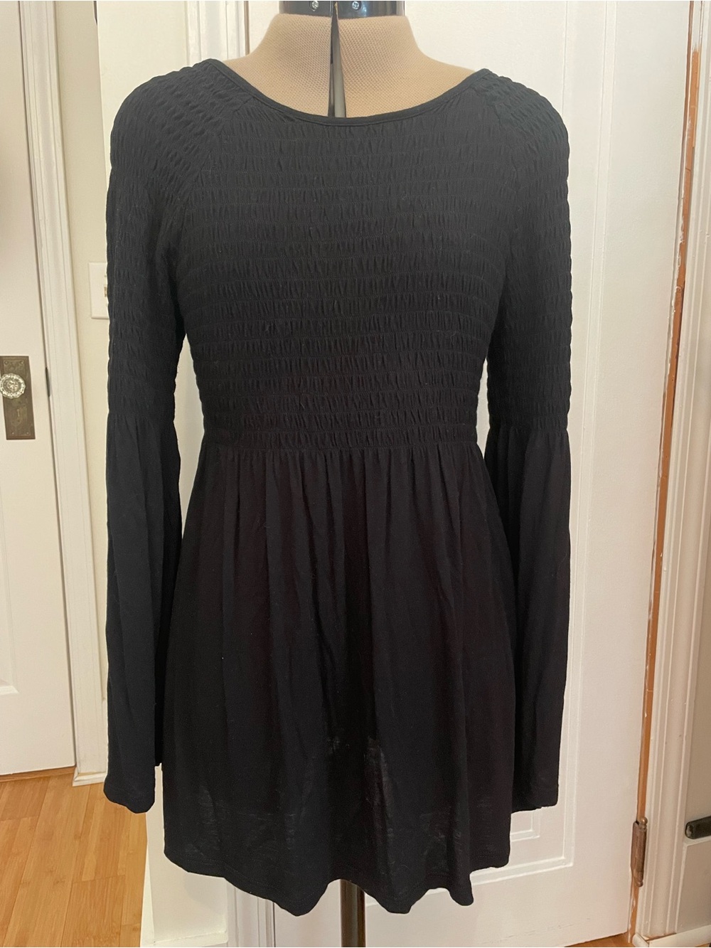Cupio smocked black flowy shirt, small